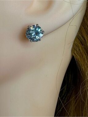 925 Sterling Silver CZ Stud Earrings – Round Brilliant Sparkle